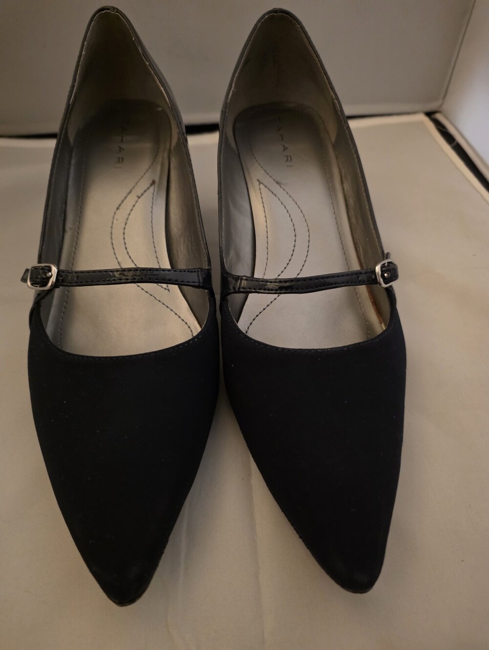 Classic Patent Leather P Blue Pointed Mary Jane
